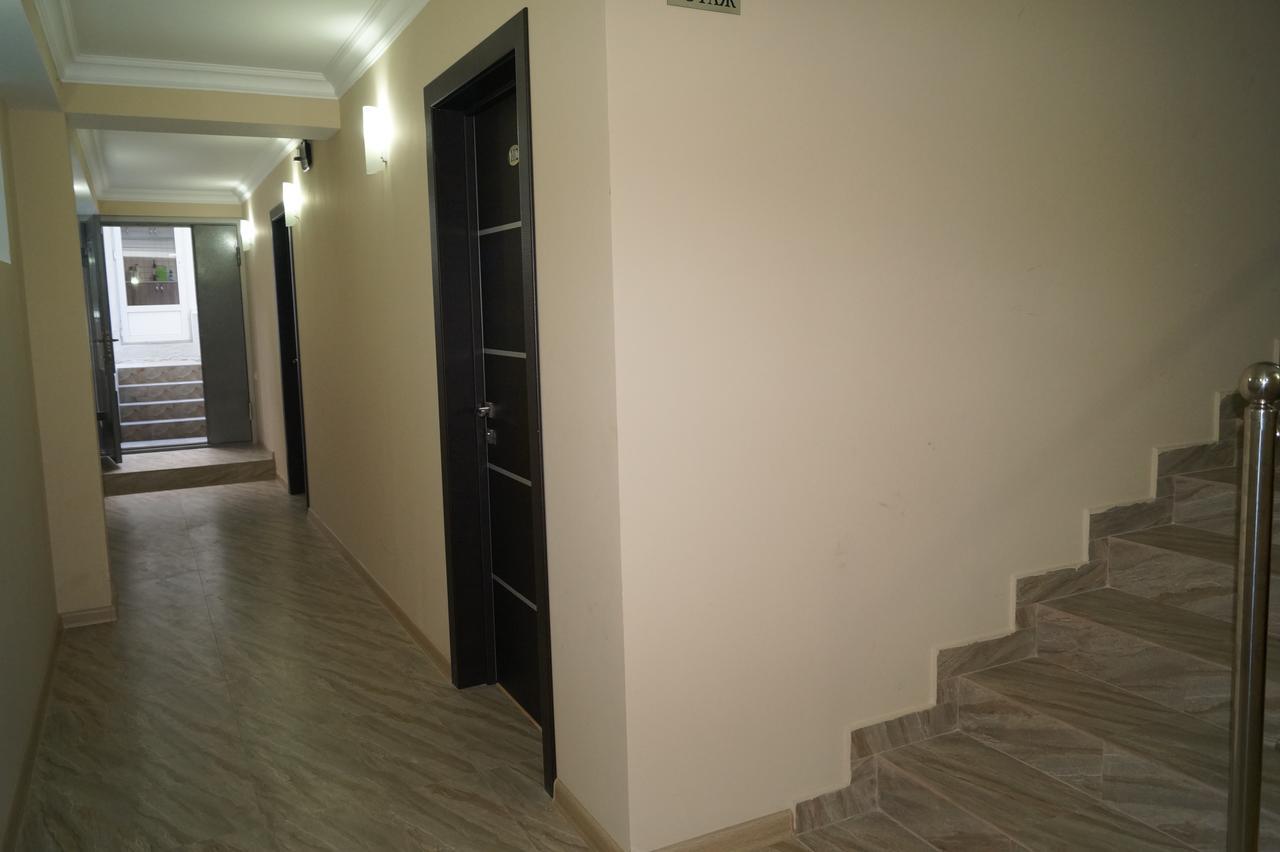 Nobi Guest House Гагра Екстер'єр фото